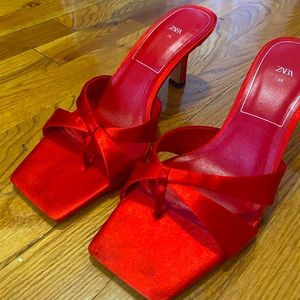 Zara kitten heels
